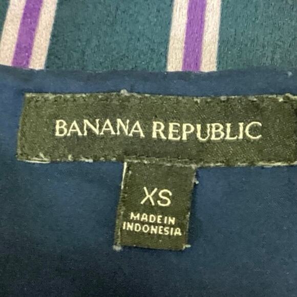 Banana Republic Blue Striped Sleeveless V-neck Cami Camisole Tank Top Size XS - Picture 3 of 4